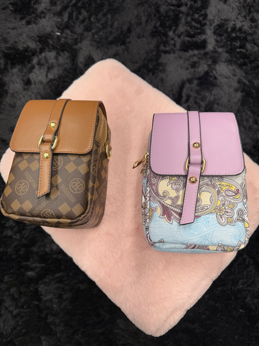 Crossbody purses