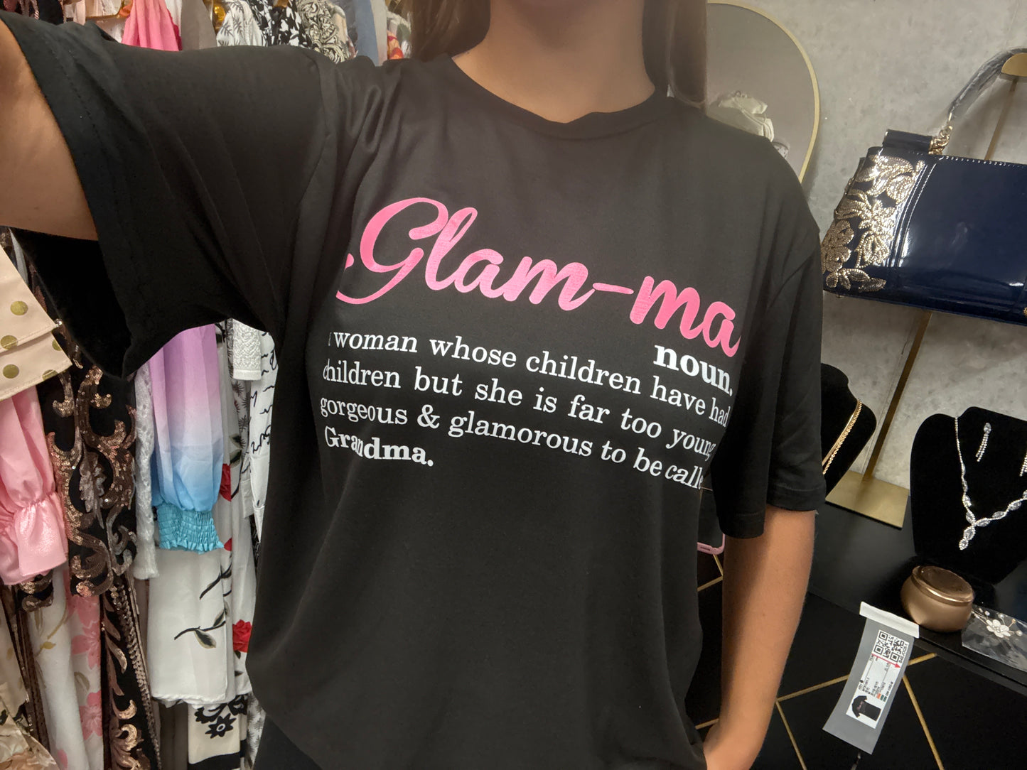 Glam-ma T-shirt ￼